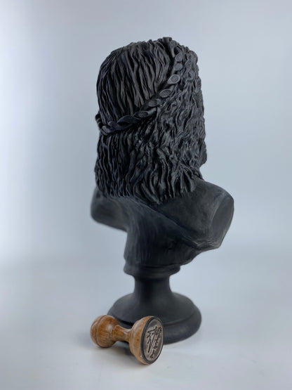 Zeus Silver Scar Sculpture